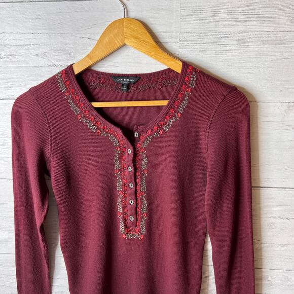 Lucky Brand Top Womens Size Small Burgundy Thermal Henley with Floral Embroidery - Picture 8 of 16